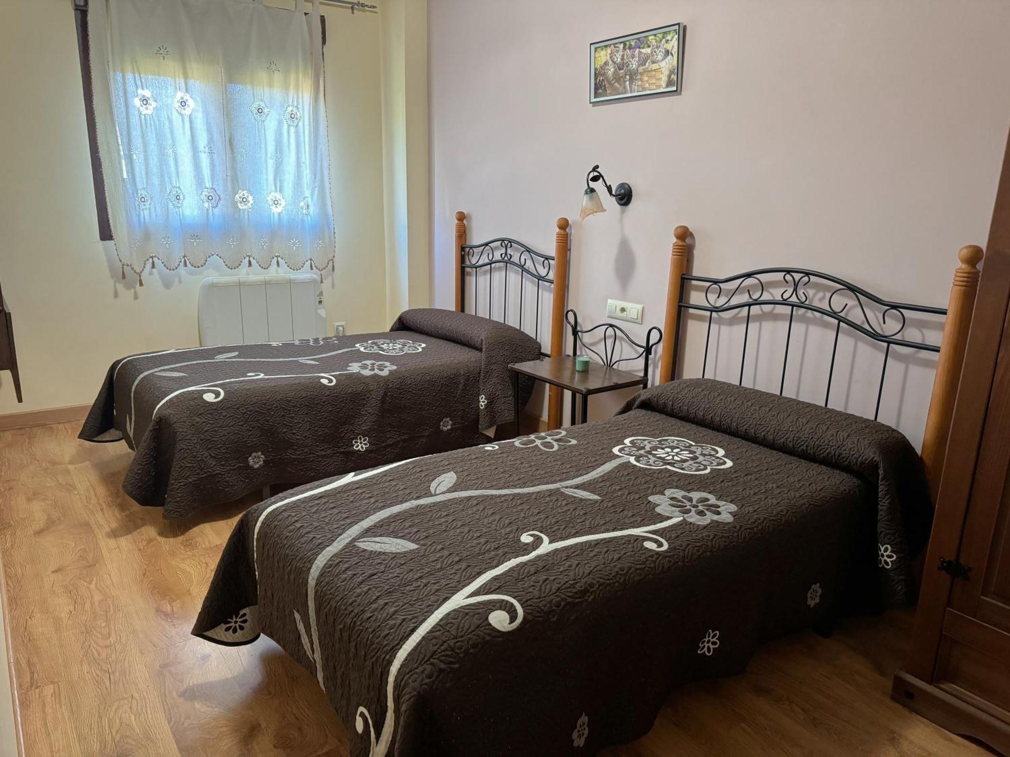 Apartamentos Sanabria Galende Екстер'єр фото